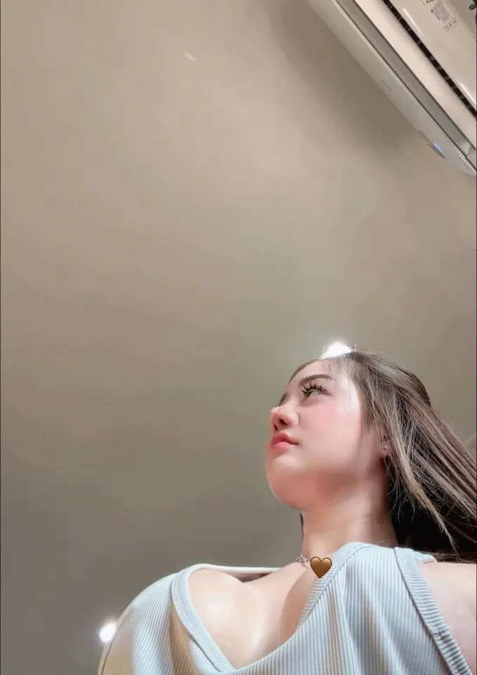เปิดวาร์ป Chanidaa17 - youvoom 1